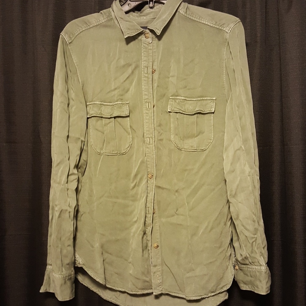 Army green vintage button up